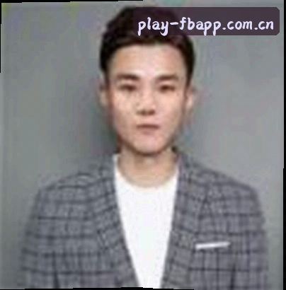 黄丽